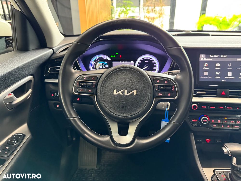Kia Niro 1.6 GDI PHEV 2WD OPF Aut. Vision - 21