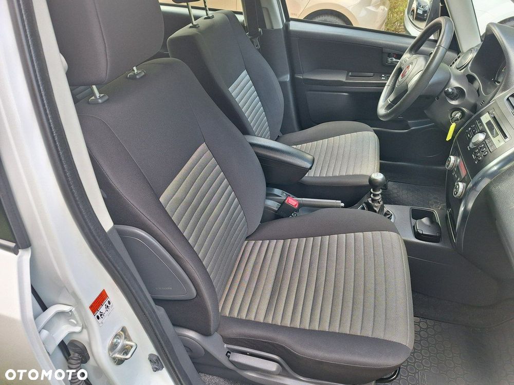 Fiat Sedici - 15