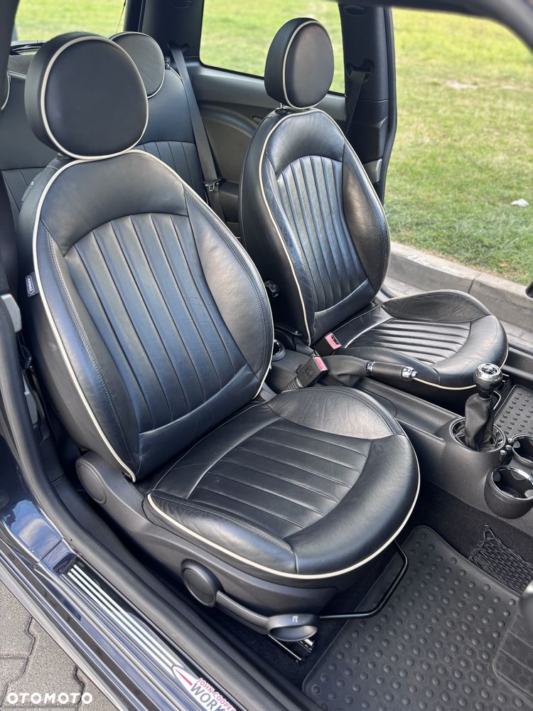 MINI Cooper S - 16