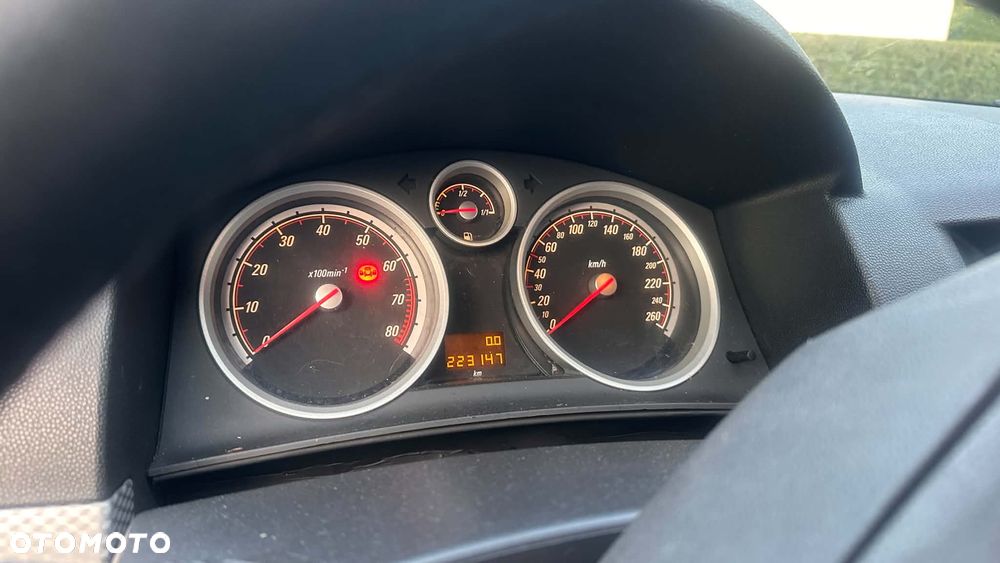 Opel Astra 1.6 - 5
