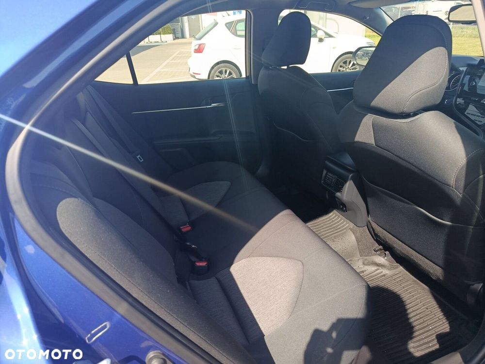 Toyota Camry 2.5 Hybrid Comfort CVT - 10