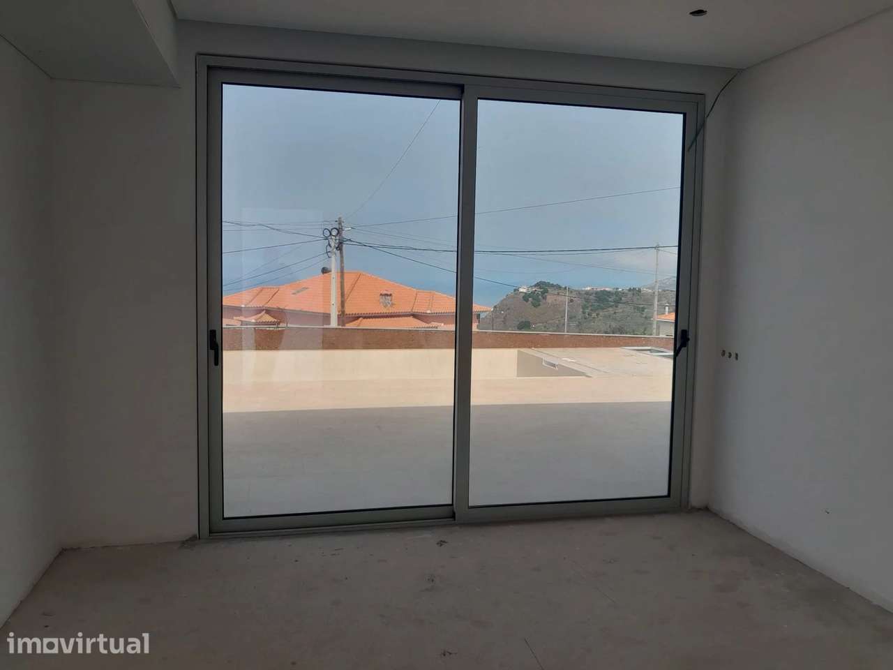 Moradia T3 térrea em construção com piscina nos Salões, Ponta do Sol - Grande imagem: 3/15