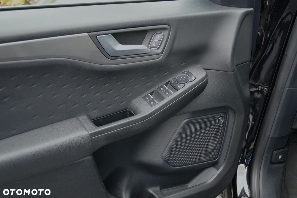 Ford Kuga 2.0 EcoBlue 4x4 TITANIUM - 26