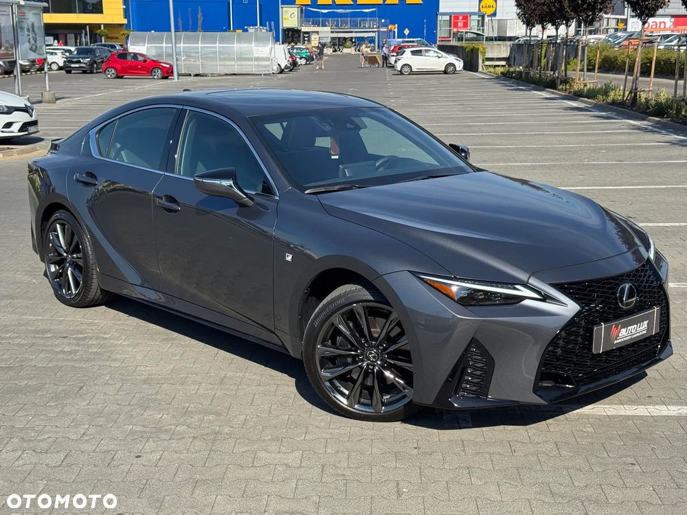 Lexus IS - 2