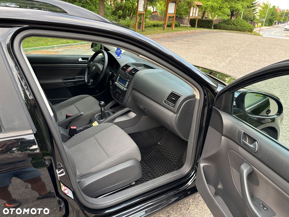 Volkswagen Golf - 9