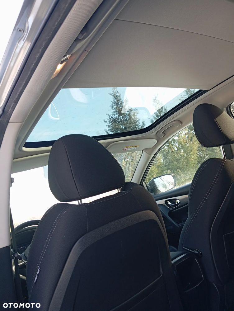 Nissan Qashqai 1.5 dCi N-Connecta - 14