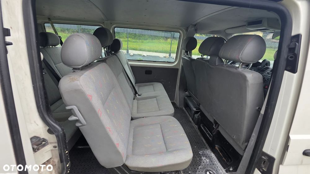 Volkswagen Transporter - 8