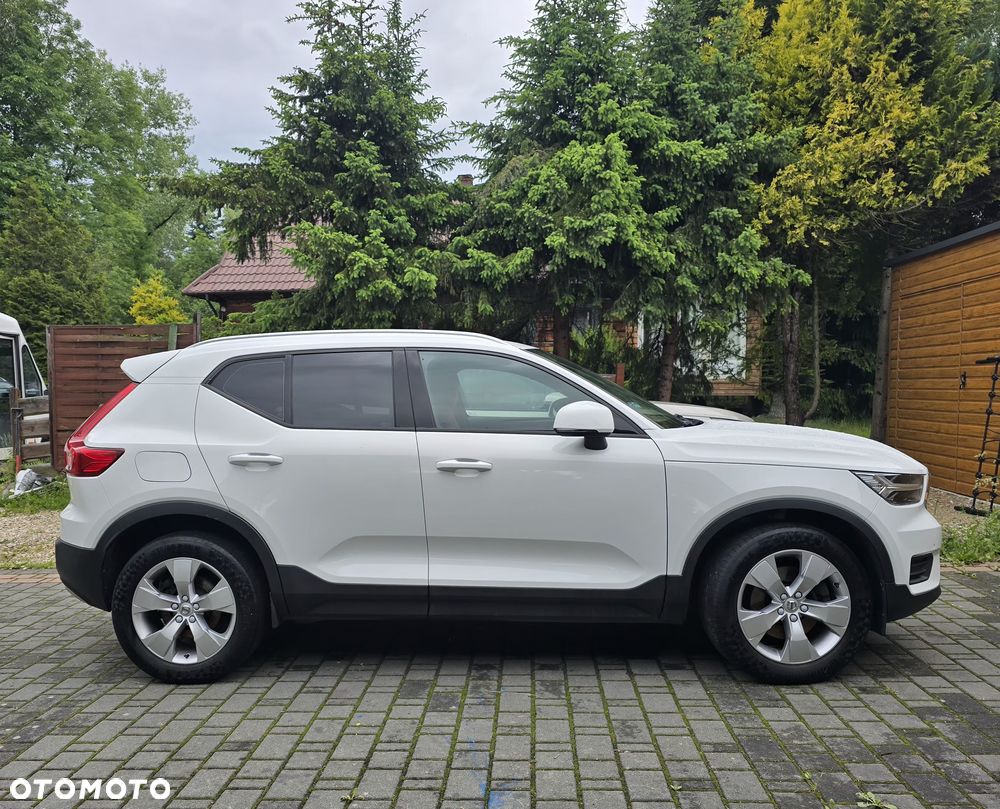 Volvo XC 40 D4 AWD Momentum Pro - 1