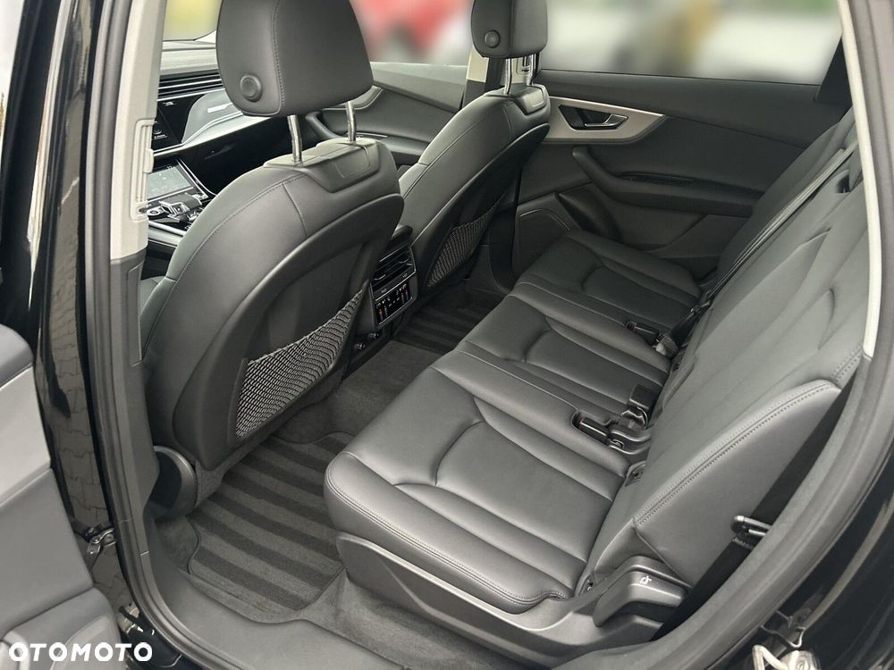 Audi Q7 - 17