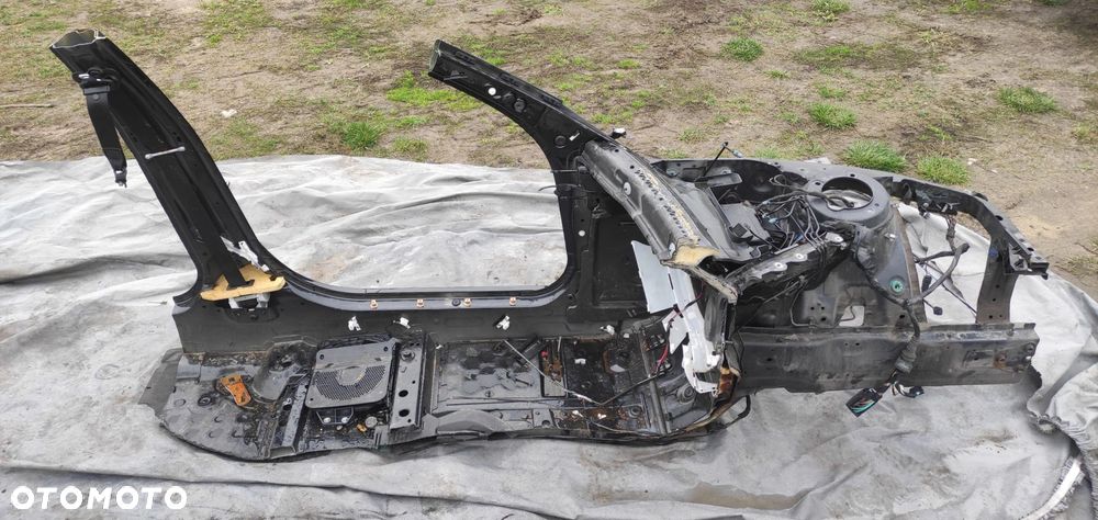 PRÓG FARTUCH ĆWIARTKA LEWA BMW F10 475 BLACK SAPPHIRE METALLIC - 7