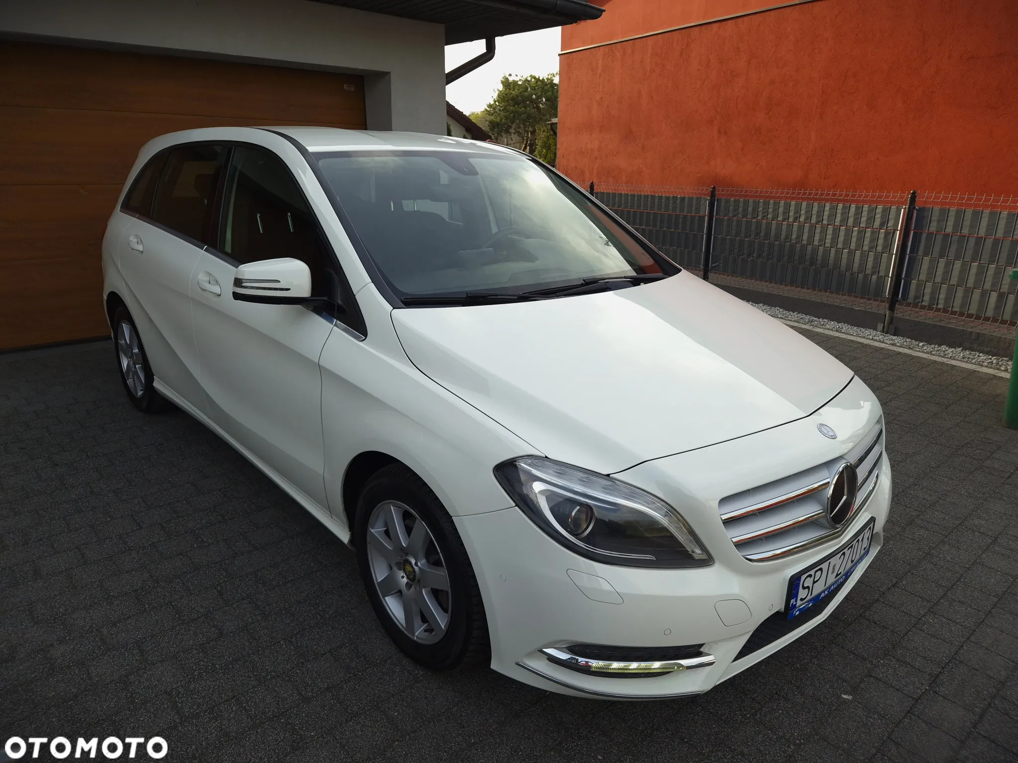 Mercedes-Benz Klasa B 200 BlueEFFICIENCY Edition 1 - 11