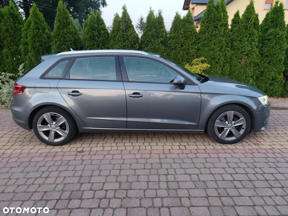 Audi A3 Sportback 2.0 TDI Ambiente - 6