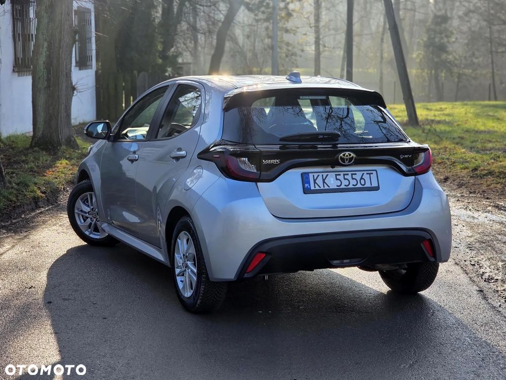 Toyota Yaris 1.5 VVT-i - 9