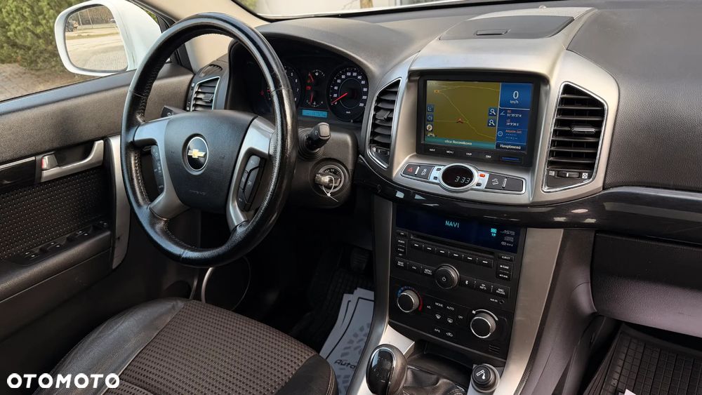 Chevrolet Captiva 2.4 AWD LT+ - 8