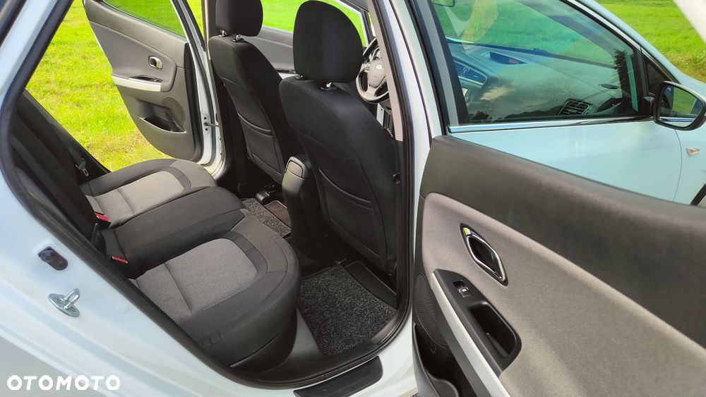 Kia Ceed 1.6 GDI Business Line - 25
