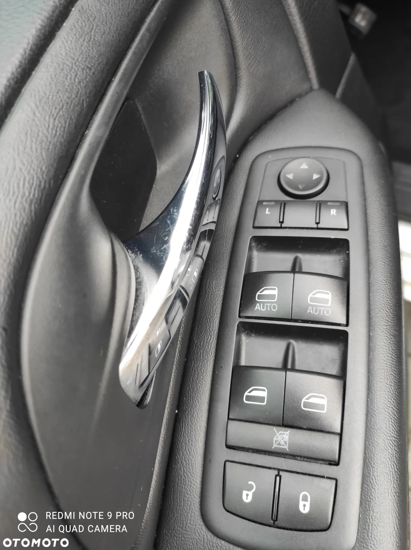 Dodge Grand Caravan - 25