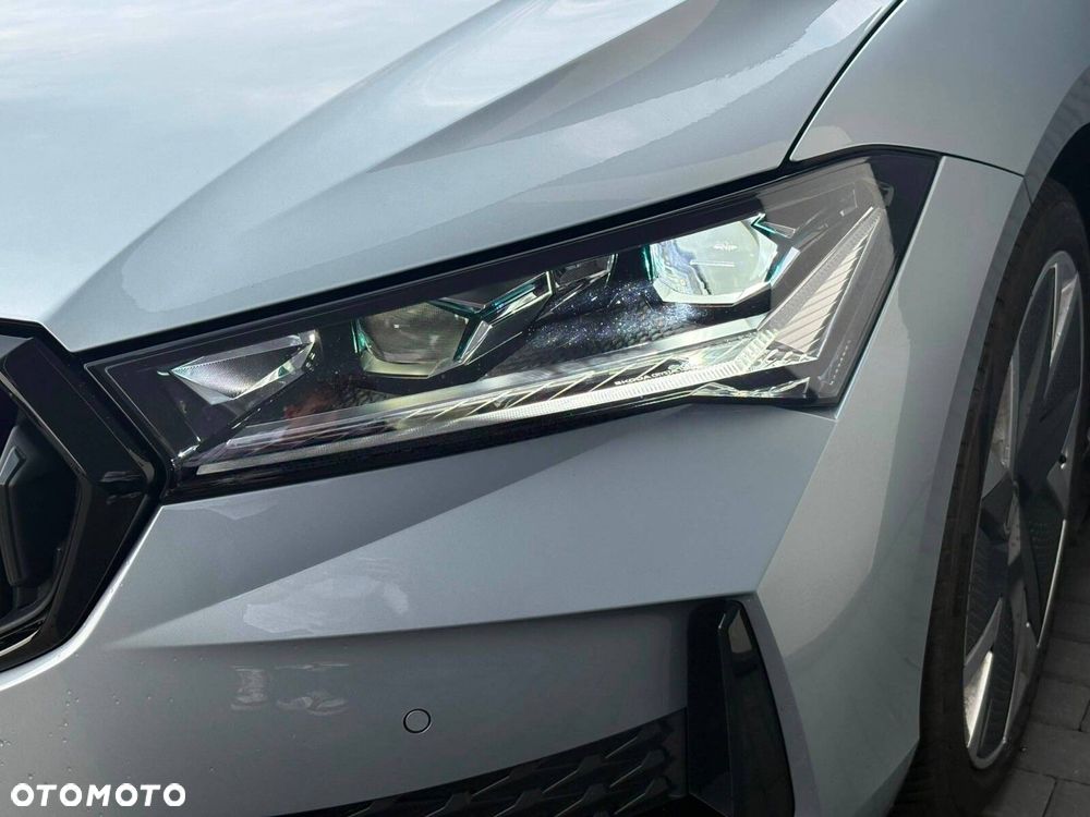 Skoda Superb 2.0 TSI Sportline DSG - 19