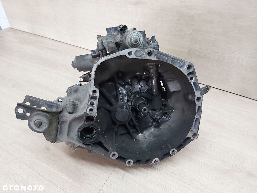 Toyota Yaris I LIFT Skrzynia biegów półautomat MMT - 4