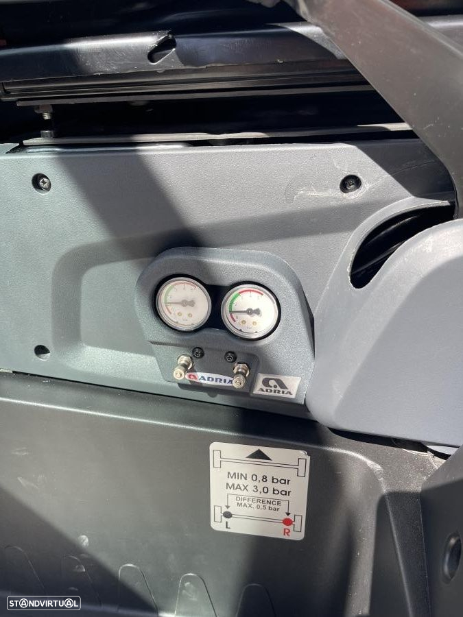 Adria Matrix 640 DC GT Edition c.central e basculante - 15