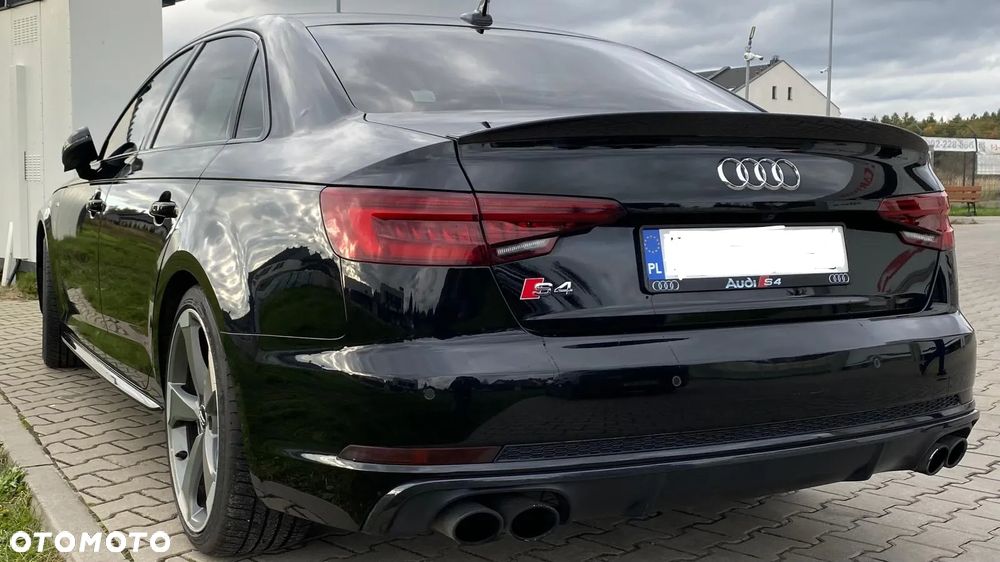 Audi S4 Limousine - 3