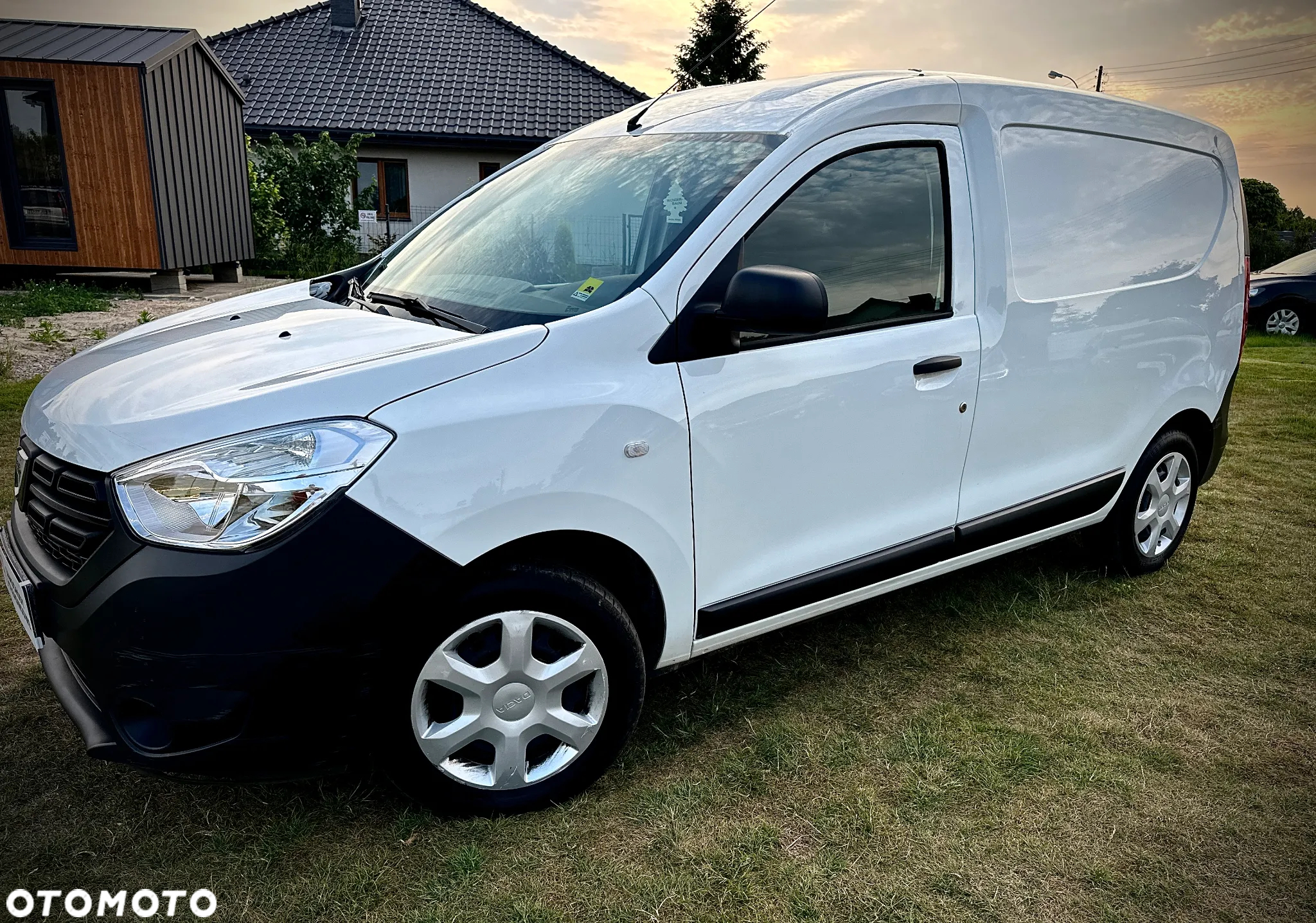 Dacia Dokker - 10