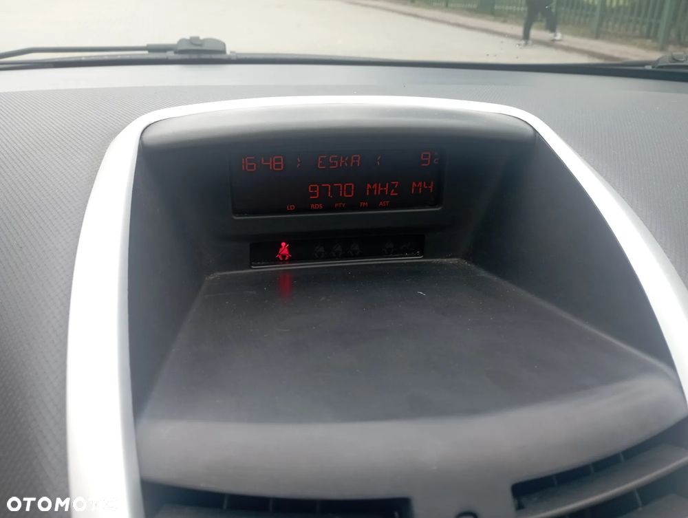 Peugeot 207 70 HDi FAP Filou - 2