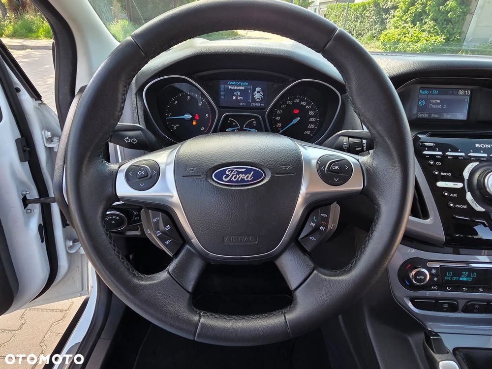Ford Focus 1.6 TDCi DPF SYNC Edition - 34