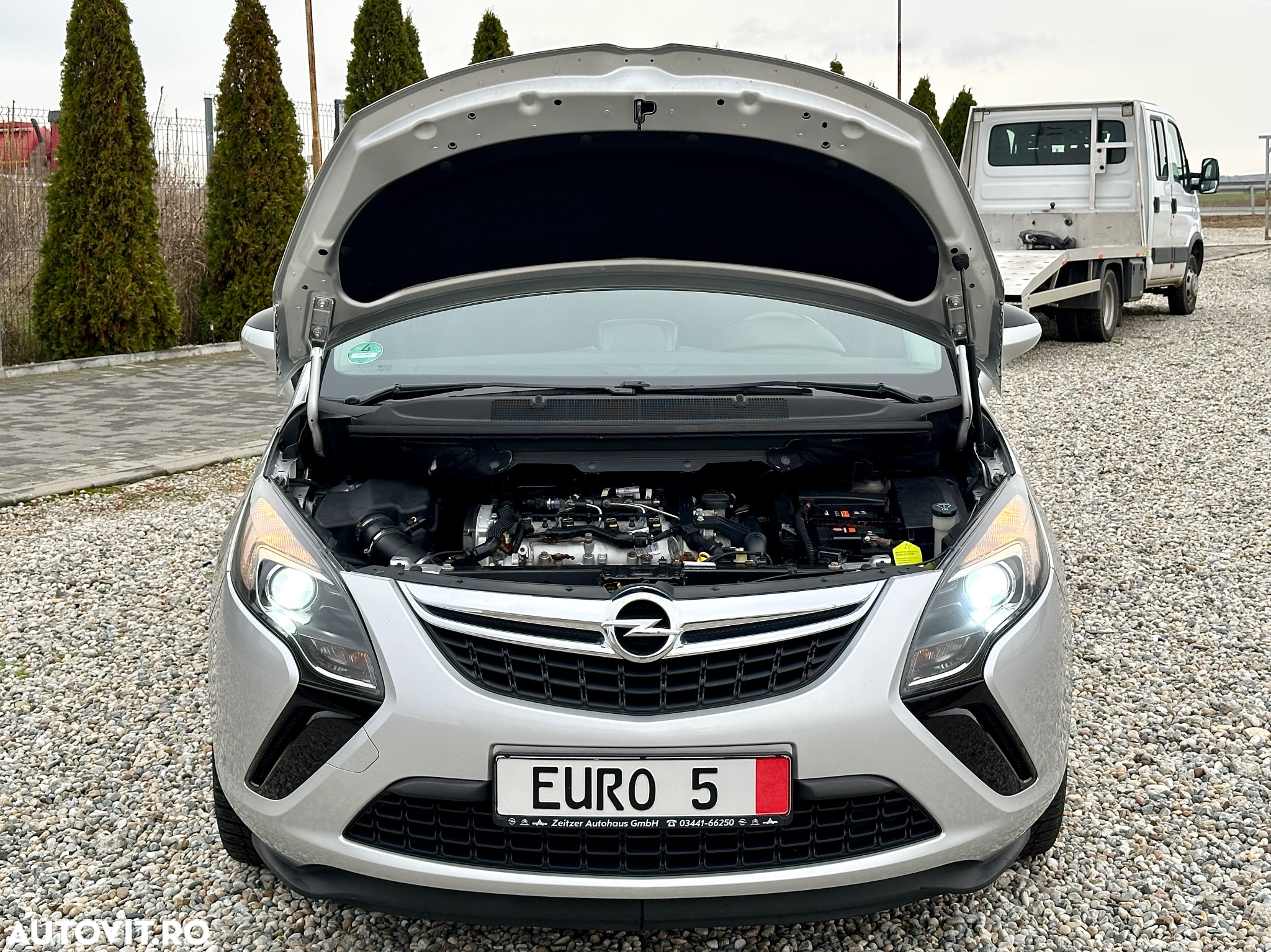 Opel Zafira Tourer 2.0 CDTI Innovation - 19