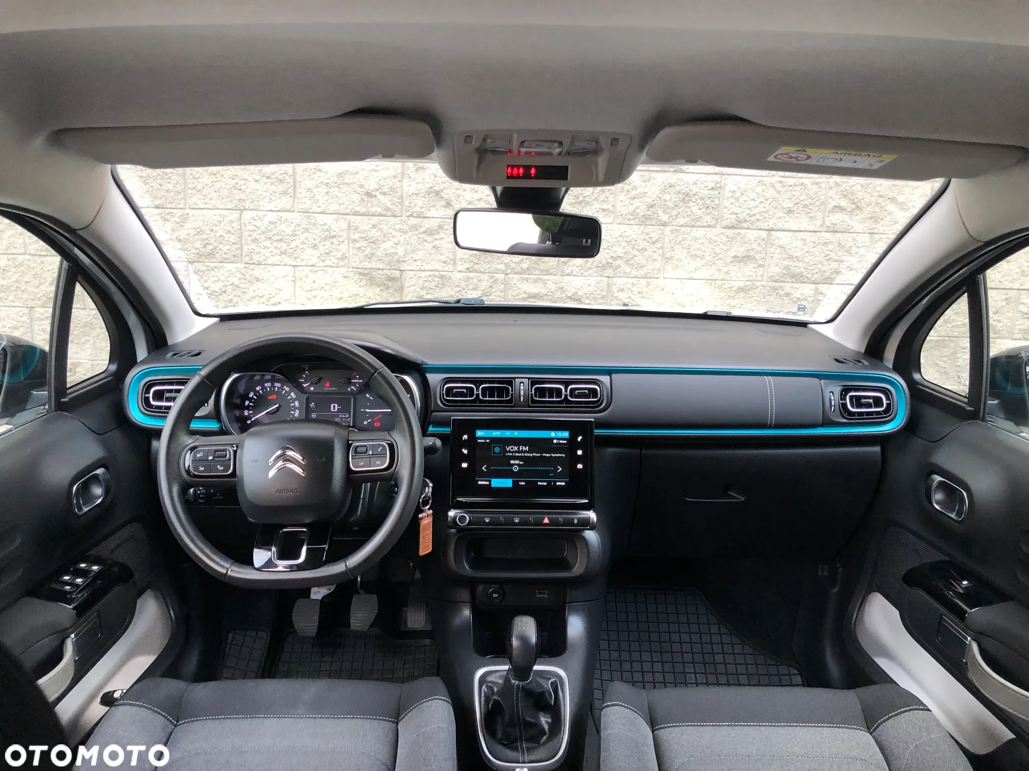 Citroën C3 1.2 PureTech Shine - 12