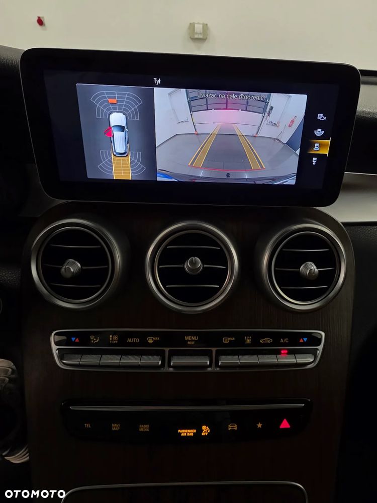 Mercedes-Benz GLC 300 de 4Matic 9G-TRONIC AMG Line Plus - 10