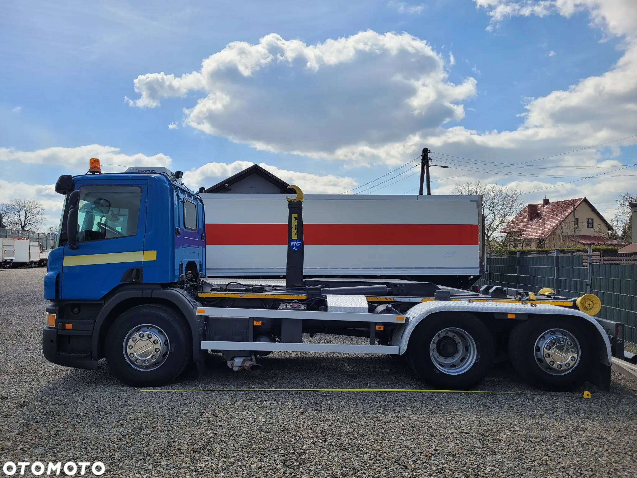 Scania P320 6x2 Hakowiec Marrel , oś skrętna - 38
