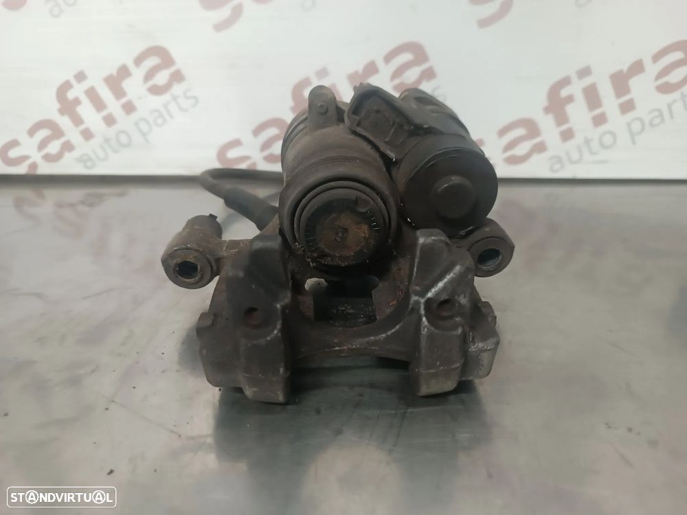 PINÇA / BOMBA DE TRAVÃO ELETRICA VOLKSWAGEN GOLF VII - TRAS ESQUERDA / DIREITA REF. 5Q0615405BC 5Q0615406BR - 7