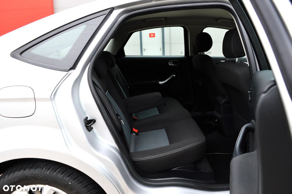 Ford Mondeo 1.8 TDCi Gold X - 12