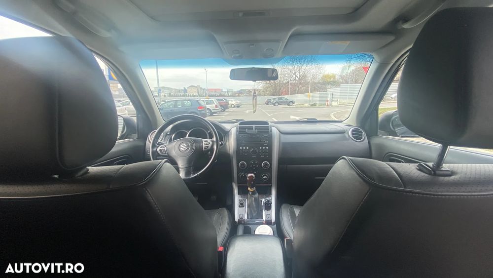 Suzuki Grand Vitara 1.9 DDIS JLX - 9