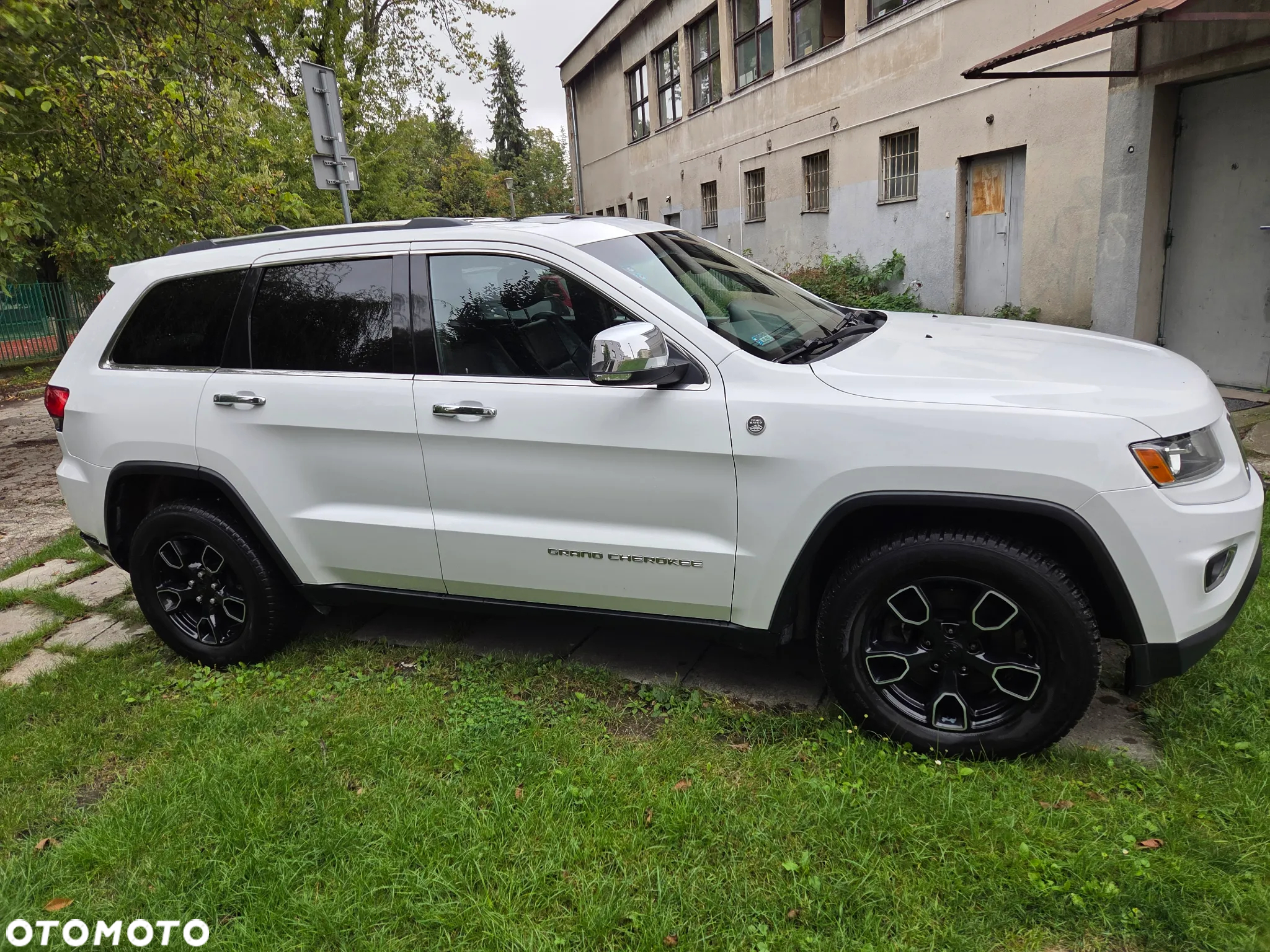 Jeep Grand Cherokee - 3
