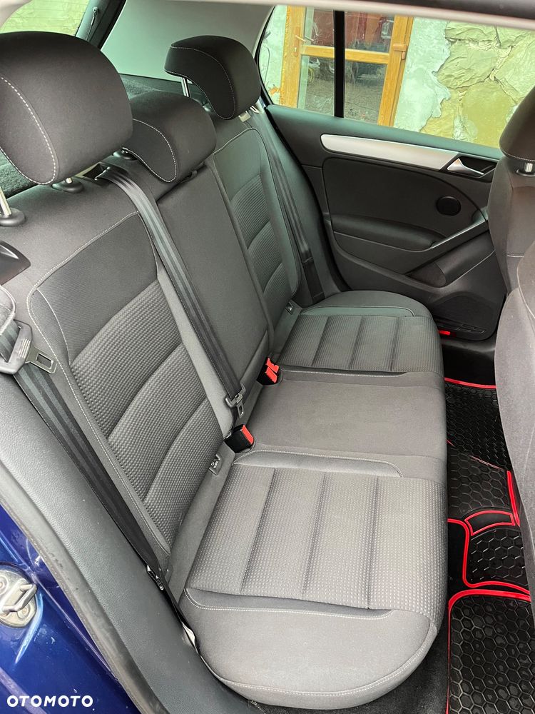 Volkswagen Golf 1.6 TDI Highline Optimum DSG - 17