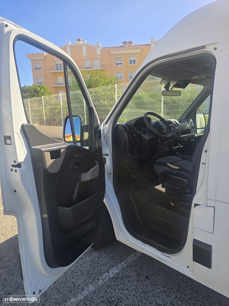 Renault Master 2.3 D Furgon - 10