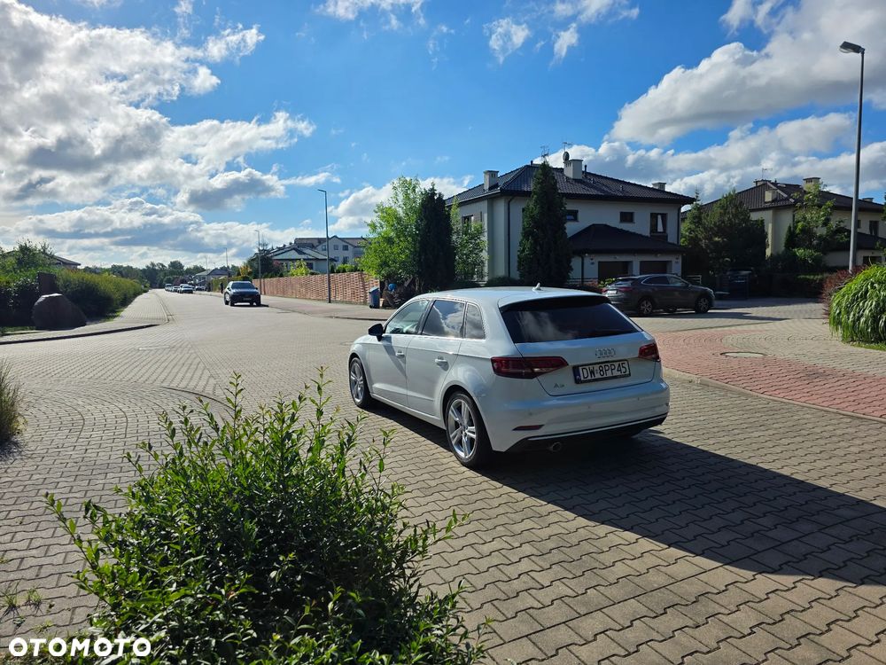 Audi A3 Sportback - 6