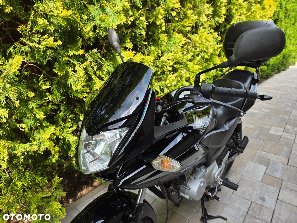 Honda CBF - 11