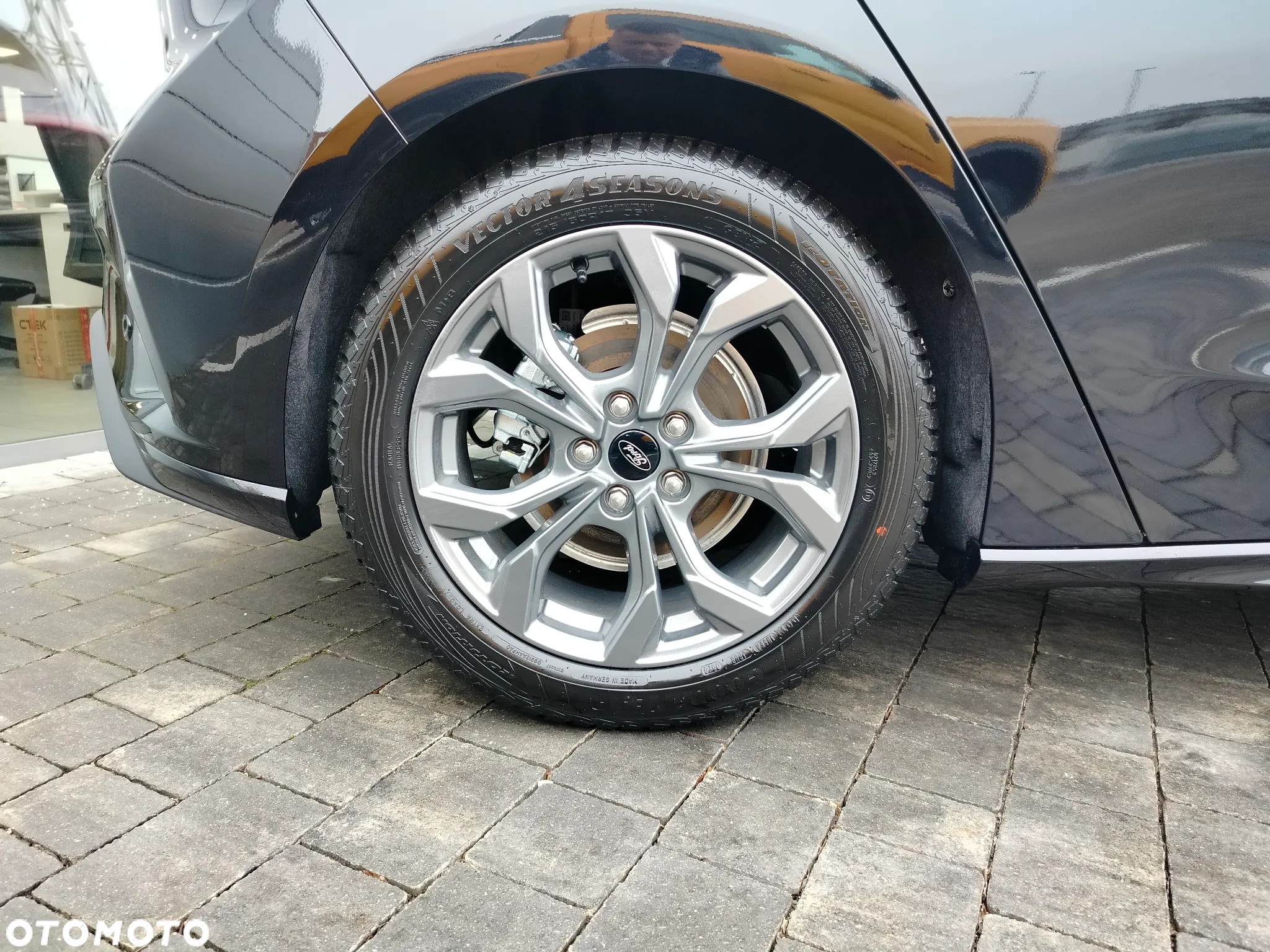 Ford Focus 1.0 EcoBoost mHEV ST-Line X - 8
