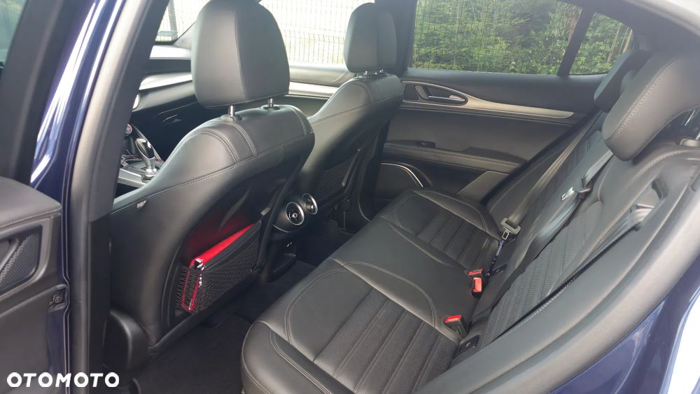 Alfa Romeo Stelvio 2.0 Turbo B-Tech Edition Q4 - 31