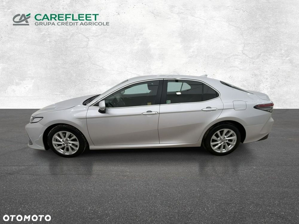 Toyota Camry - 8