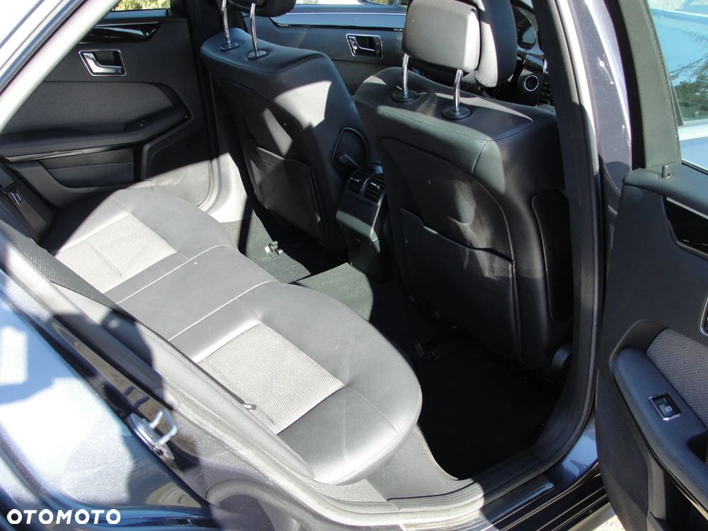 Mercedes-Benz Klasa E 220 CDI BlueEff Avantgarde - 11
