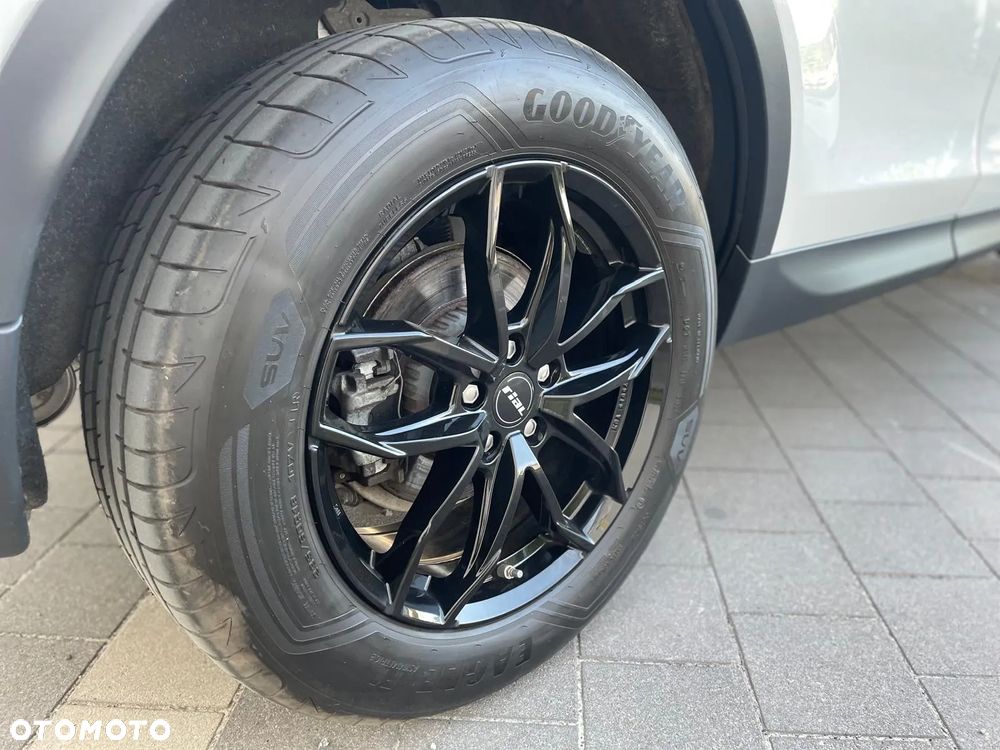 Land Rover Discovery Sport ver-2-0-p200-mhev-hse - 11