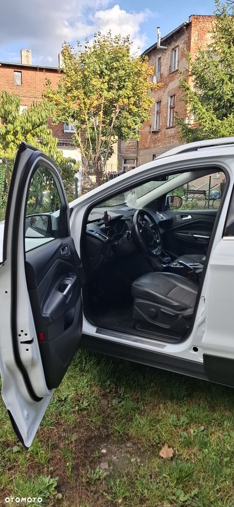 Ford Kuga - 11