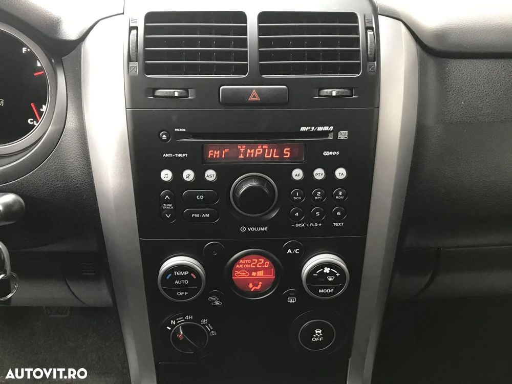 Suzuki Grand Vitara 1.9 DDiS Comfort - 6