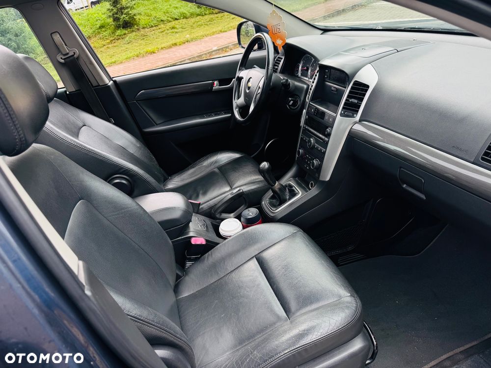Chevrolet Captiva 2.4 4WD 7 Sitzer LT - 30