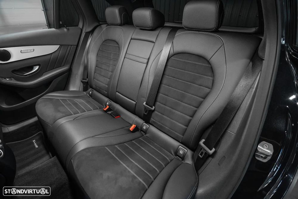 Mercedes-Benz GLC 300 e 4Matic - 27