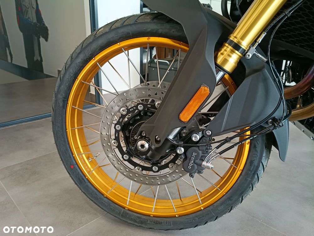 VOGE 900DSX - 10