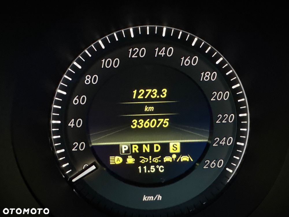 Mercedes-Benz CLS - 15